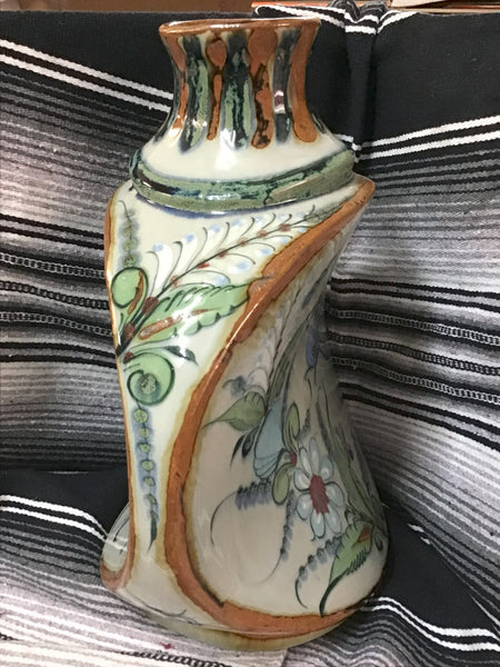 Large Concave Vase (KE.F21)