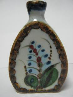 Ken Edwards Medallion Vase (F50)