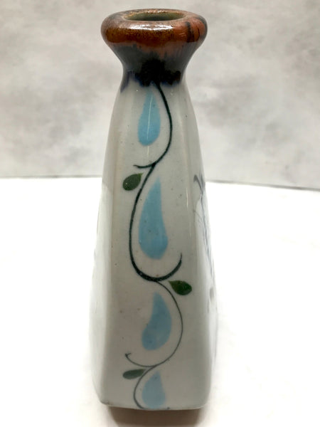 Ken Edwards Pottery Delta Vase in lead free stoneware pottery. (KE.F49)