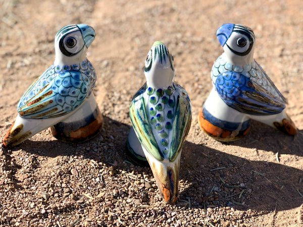 Ken Edwards Pottery Parrot figurine in stoneware (KE.E29)