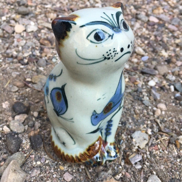 Ken Edwards Pottery Cat in lead free stoneware (KE.E27)